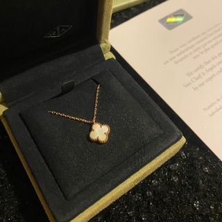 Van Cleef & Arpels - Van Cleef & Arpels スウィート Van Cleef & Arpels - Van Cleef & Arpels スウィート