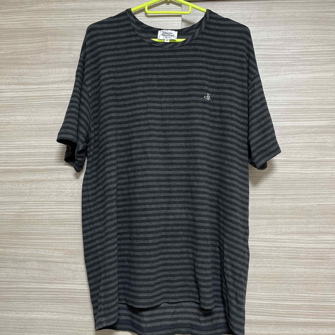 Vivienne Westwood(ヴィヴィアンウエストウッド)のヴィヴィアン シャツ メンズのトップス(Tシャツ/カットソー(半袖/袖なし))の商品写真