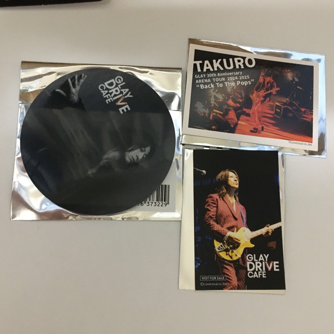 GLAY DRIVE CAFE アクリルコースター ステッカー TAKURO エンタメ/ホビーのタレントグッズ(ミュージシャン)の商品写真