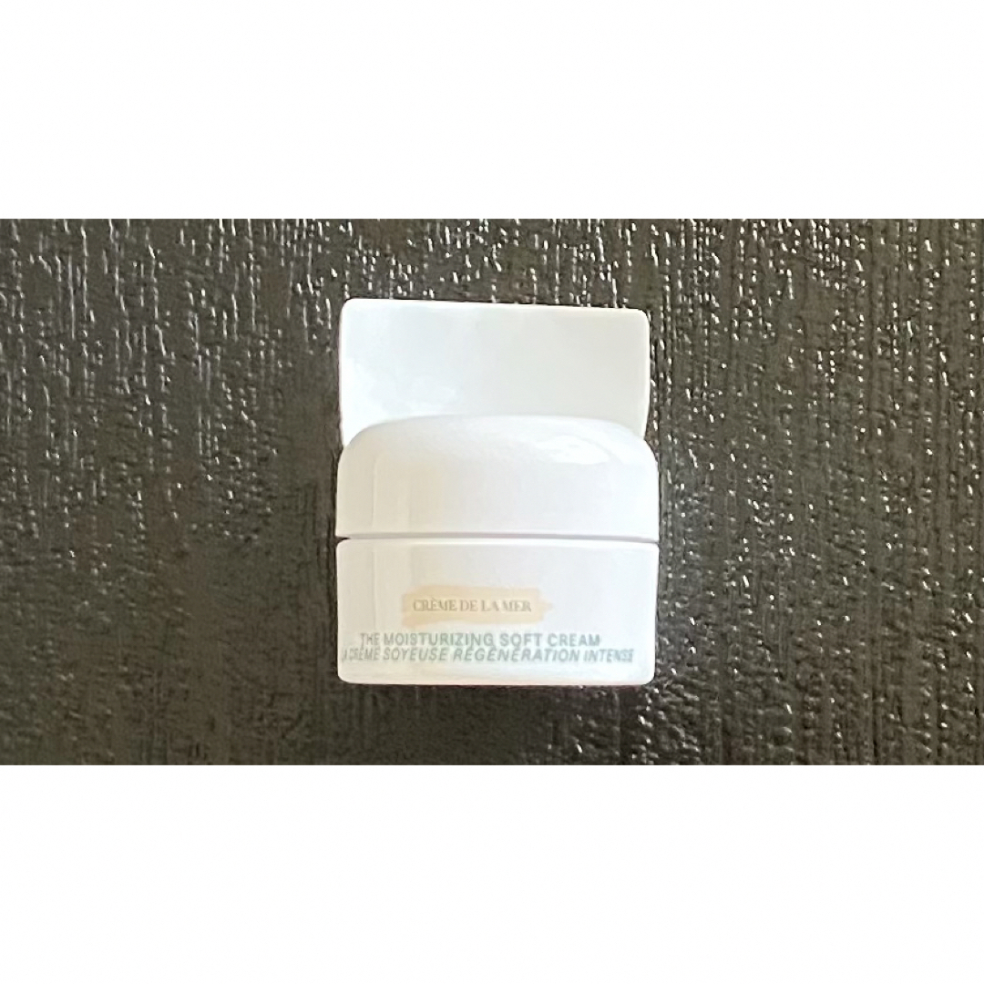 DE LA MER(ドゥラメール)の未使用 ドゥ•ラ•メール ザ•モイスチャライジング ソフト クリーム 3.5mL コスメ/美容のスキンケア/基礎化粧品(フェイスクリーム)の商品写真