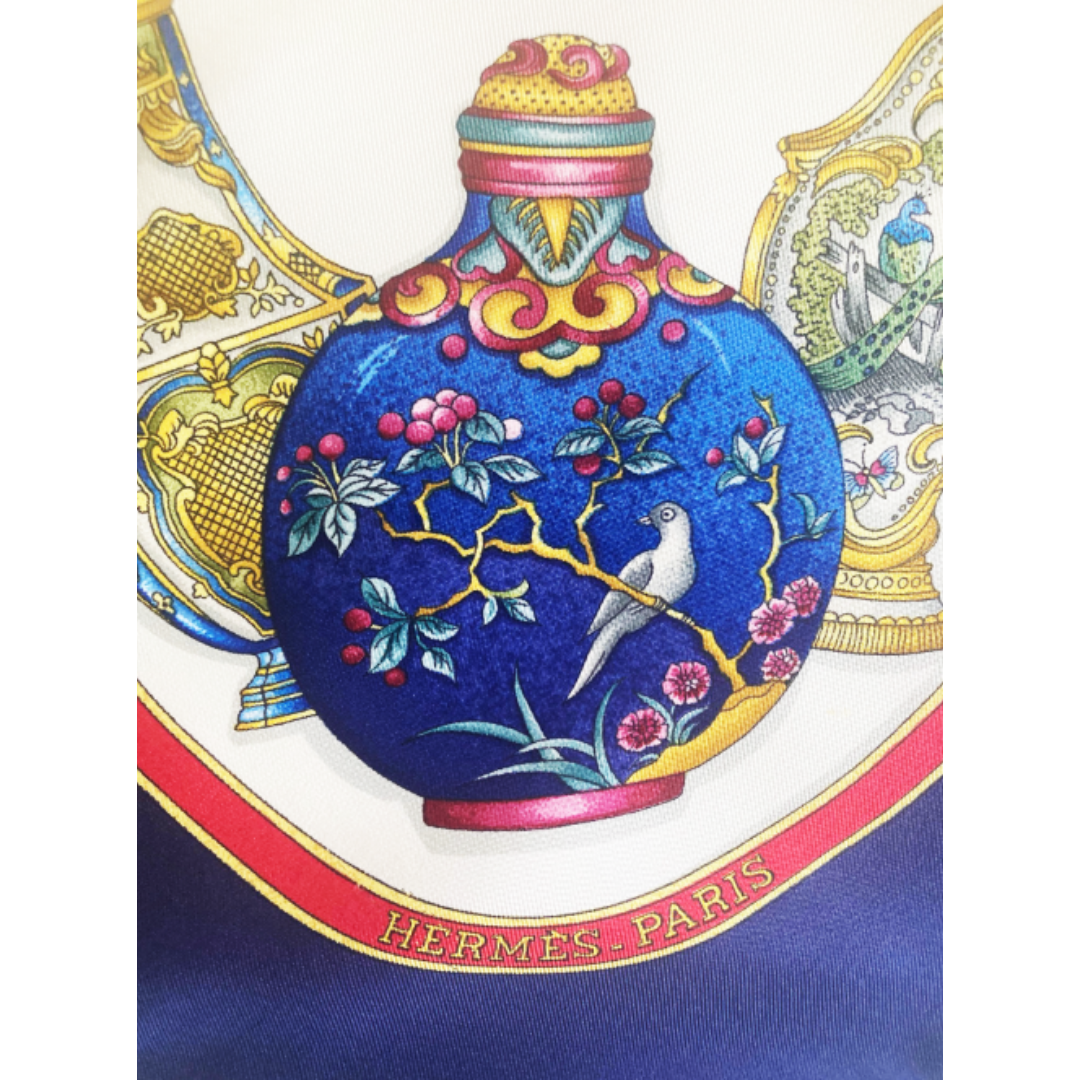 HERMES - HERMES【スカーフ】カレ90 香水瓶の通販 by よぺ子のお HERMES - HERMES【スカーフ】カレ90 香水瓶の通販 by よぺ子のお