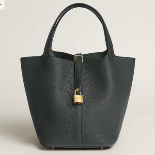 HERMESのフリマアイテム一覧 HERMESのフリマアイテム一覧