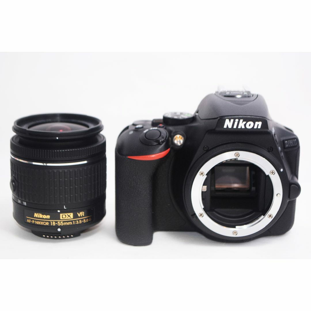 Nikon(ニコン)のスマホ転送機能付☆Nikon D5600☆レンズセット スマホ/家電/カメラのカメラ(デジタル一眼)の商品写真