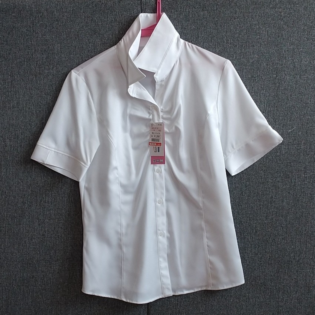 しまむら(シマムラ)の【しまむら】半袖 白ブラウス 11号 レディースのトップス(シャツ/ブラウス(半袖/袖なし))の商品写真