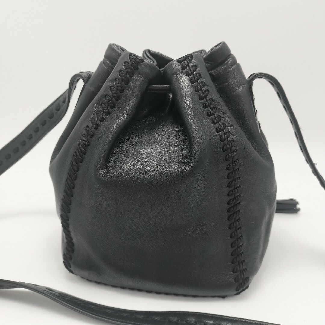 PRADA - 極美品✨プラダ ショルダーバッグ オールレザー PRADA - 極美品✨プラダ ショルダーバッグ オールレザー
