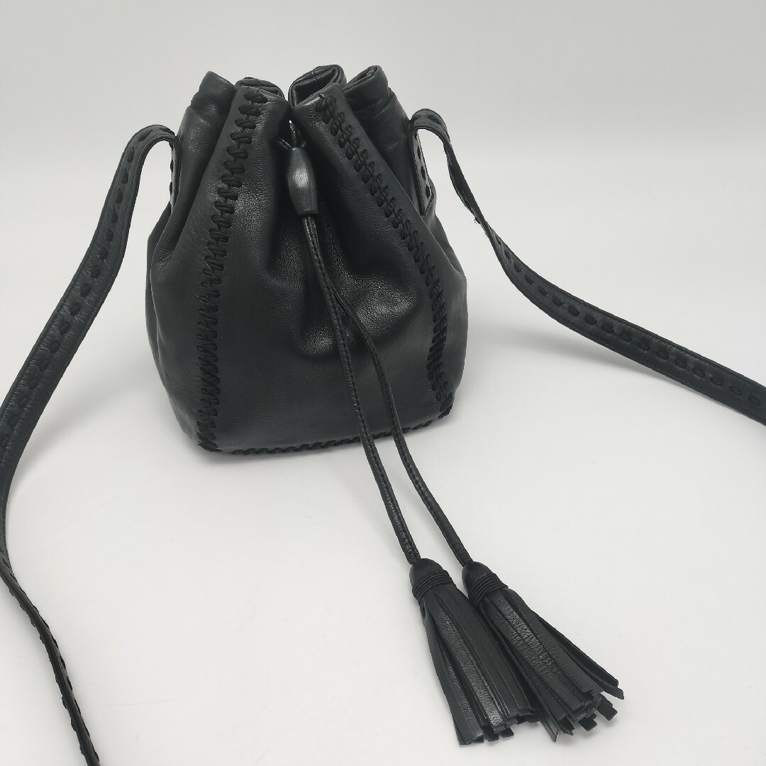 PRADA - 極美品✨プラダ ショルダーバッグ オールレザー PRADA - 極美品✨プラダ ショルダーバッグ オールレザー