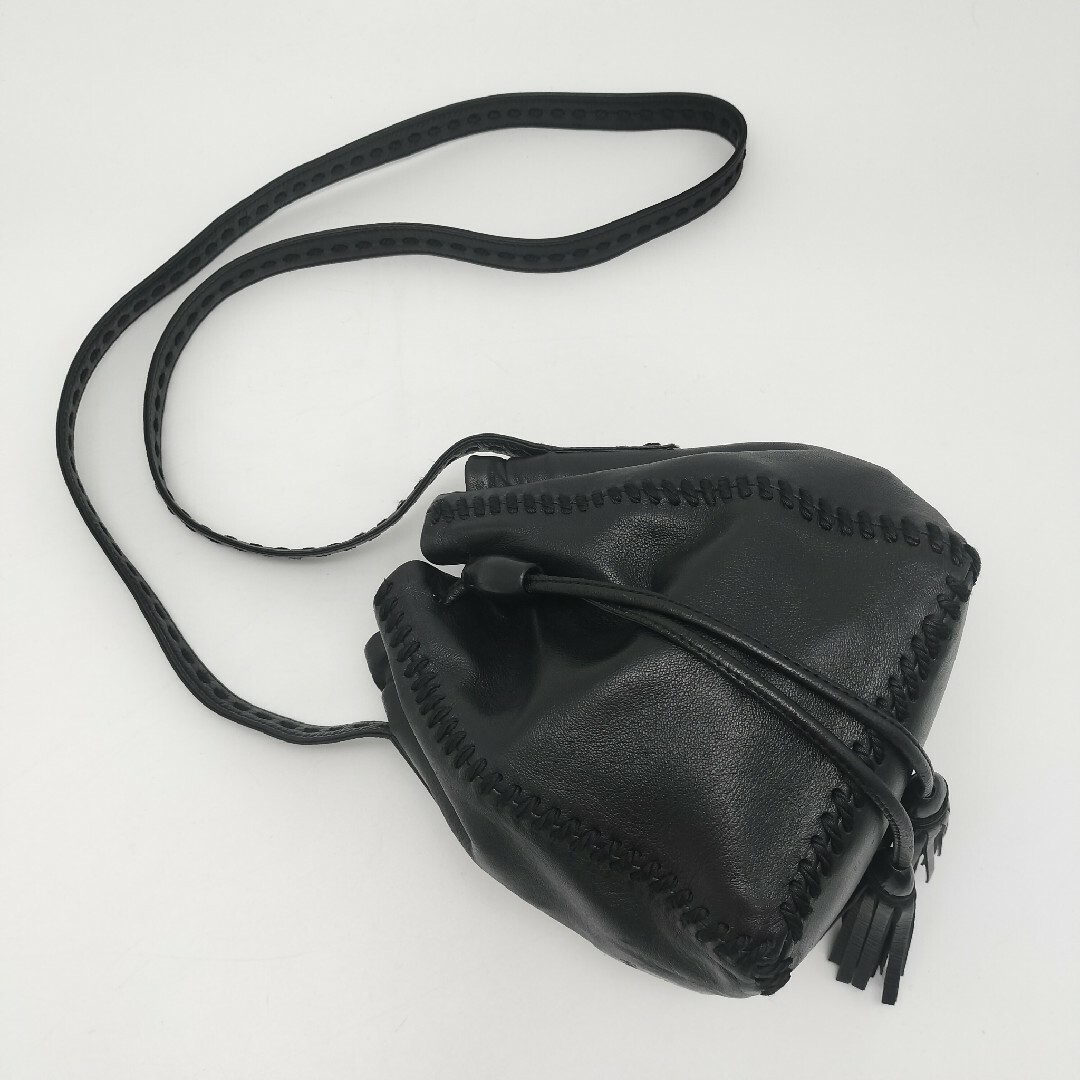 PRADA - 極美品✨プラダ ショルダーバッグ オールレザー PRADA - 極美品✨プラダ ショルダーバッグ オールレザー