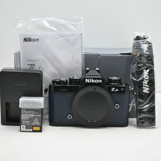 ショット数『1046』Nikon　Zfc ボディ ブラック　ミッドナイトグレー張(ミラーレス一眼)