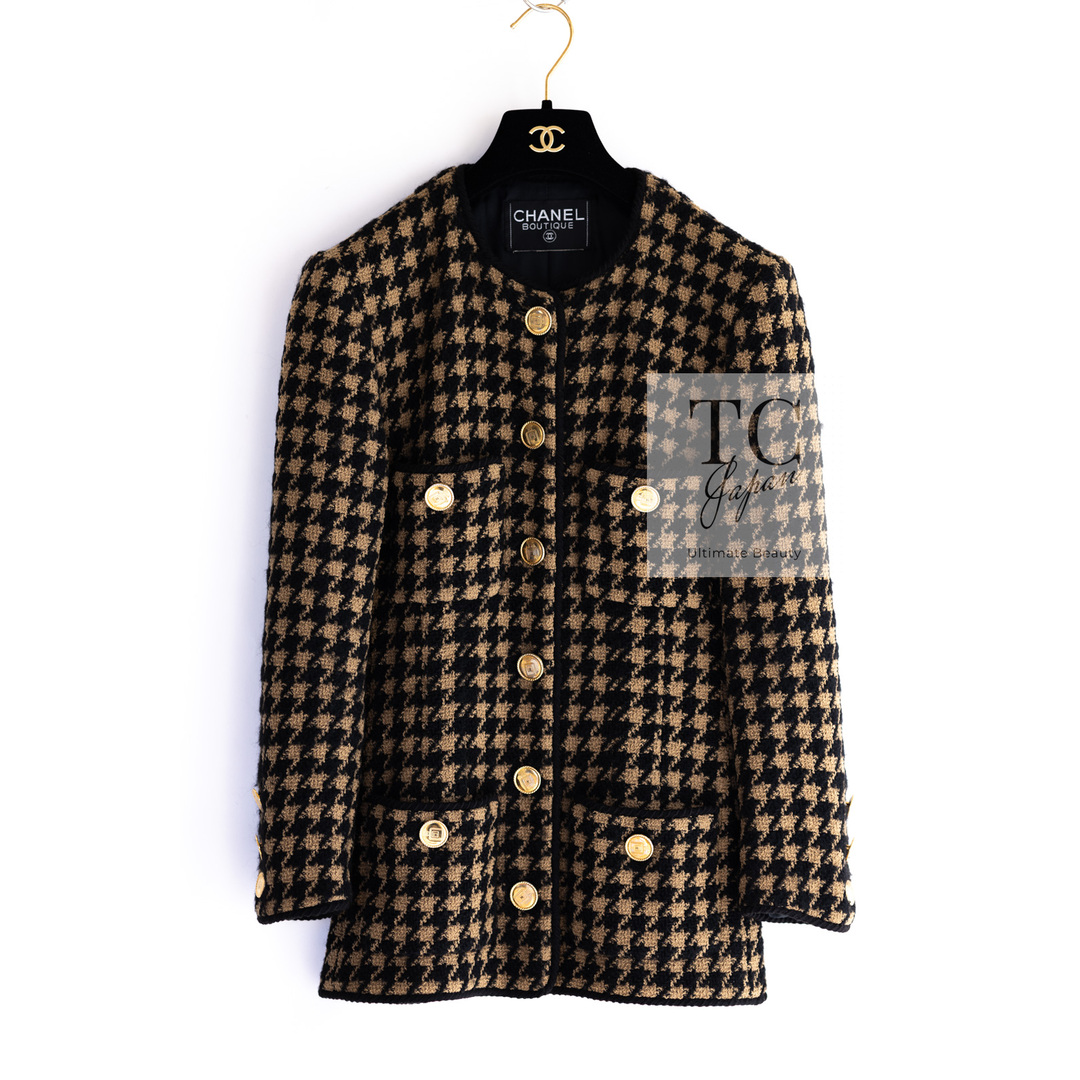 CHANEL - シャネル ジャケット 限定品 スーツ CHANEL 入手困難 CHANEL - シャネル ジャケット 限定品 スーツ CHANEL 入手困難