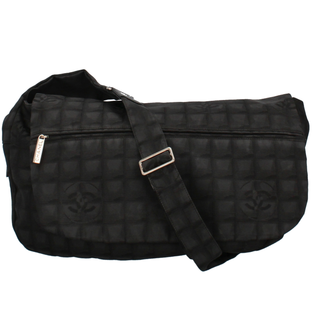 CHANEL - シャネル ニュートラベルライン メッセンジャーバッグ CHANEL - シャネル ニュートラベルライン メッセンジャーバッグ