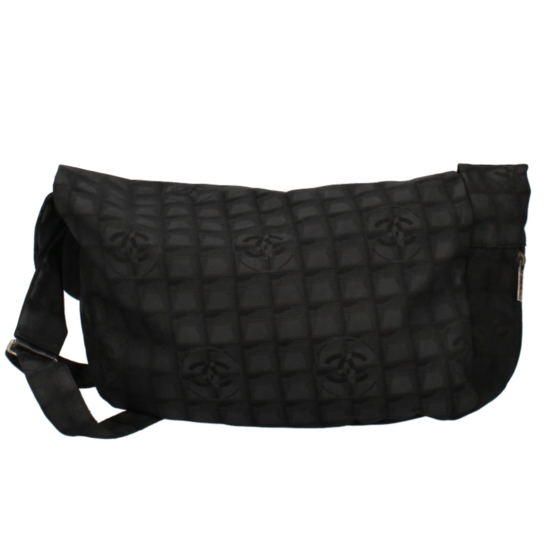 CHANEL - シャネル ニュートラベルライン メッセンジャーバッグ CHANEL - シャネル ニュートラベルライン メッセンジャーバッグ