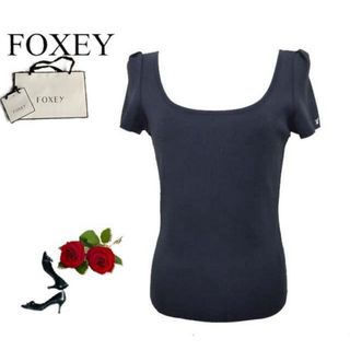 FOXEY(ニット/セーター)のフリマアイテム一覧 FOXEY(ニット/セーター)のフリマアイテム一覧