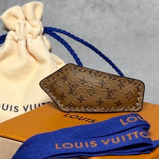 LOUIS VUITTON(バレッタ/ヘアクリップ)のフリマアイテム一覧 LOUIS VUITTON(バレッタ/ヘアクリップ)のフリマアイテム一覧