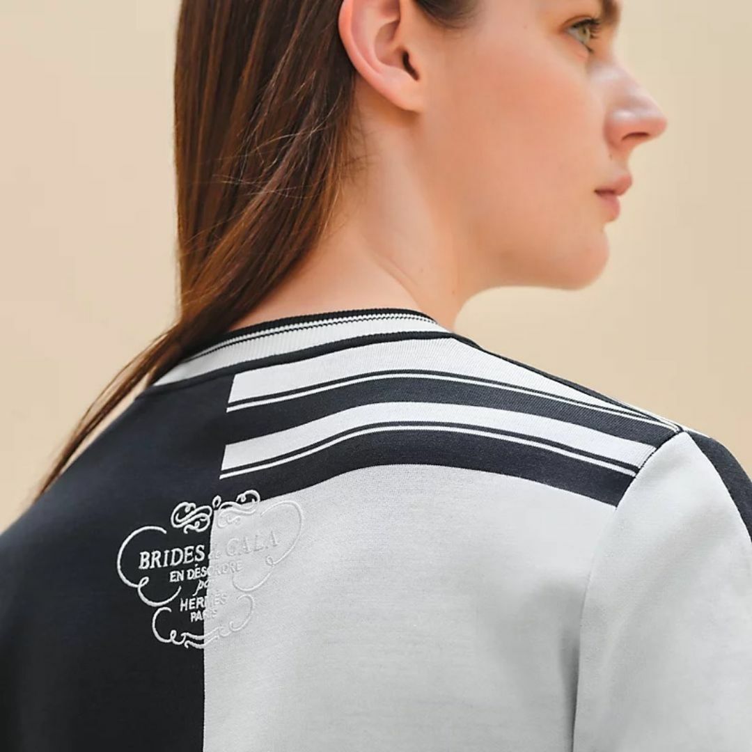 HERMES - 新品タグ付☆HERMES☆2024☆シルク☆刺繍☆無秩序 HERMES - 新品タグ付☆HERMES☆2024☆シルク☆刺繍☆無秩序