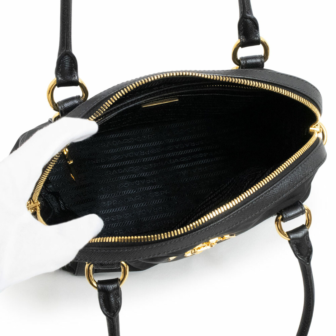 PRADA - プラダ 2Way 斜め掛け ショルダー ハンドバッグ PRADA - プラダ 2Way 斜め掛け ショルダー ハンドバッグ