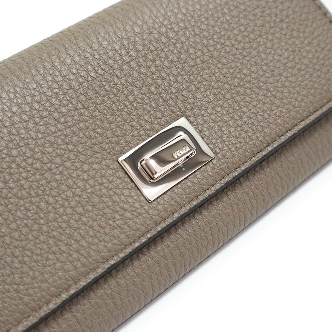 FENDI - フェンディ ピーカブー コンチネンタル 二つ折り長財布 FENDI - フェンディ ピーカブー コンチネンタル 二つ折り長財布
