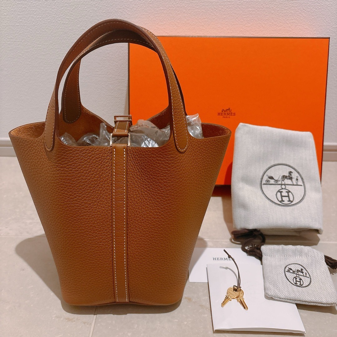 HERMES - 新品未使用 エルメス ピコタンロックPM 18 ゴールド HERMES - 新品未使用 エルメス ピコタンロックPM 18 ゴールド