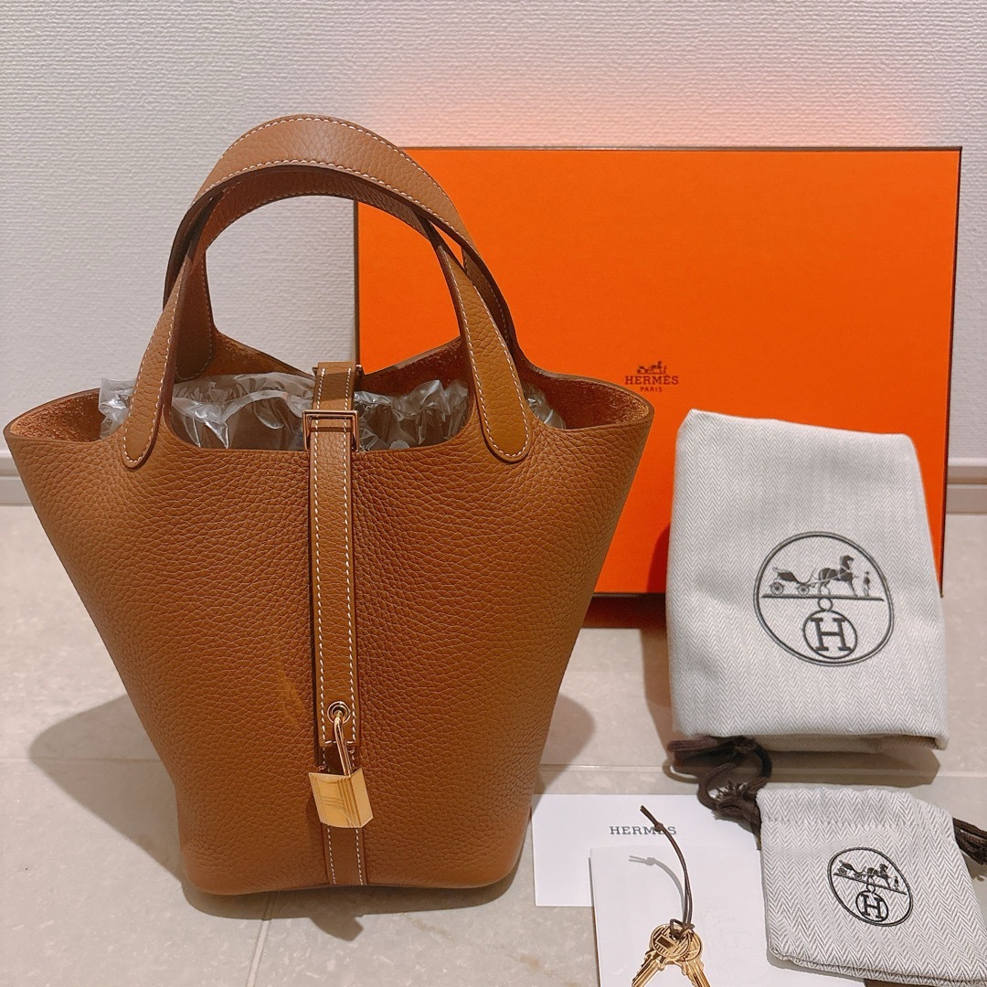 HERMES - 新品未使用 エルメス ピコタンロックPM 18 ゴールド HERMES - 新品未使用 エルメス ピコタンロックPM 18 ゴールド