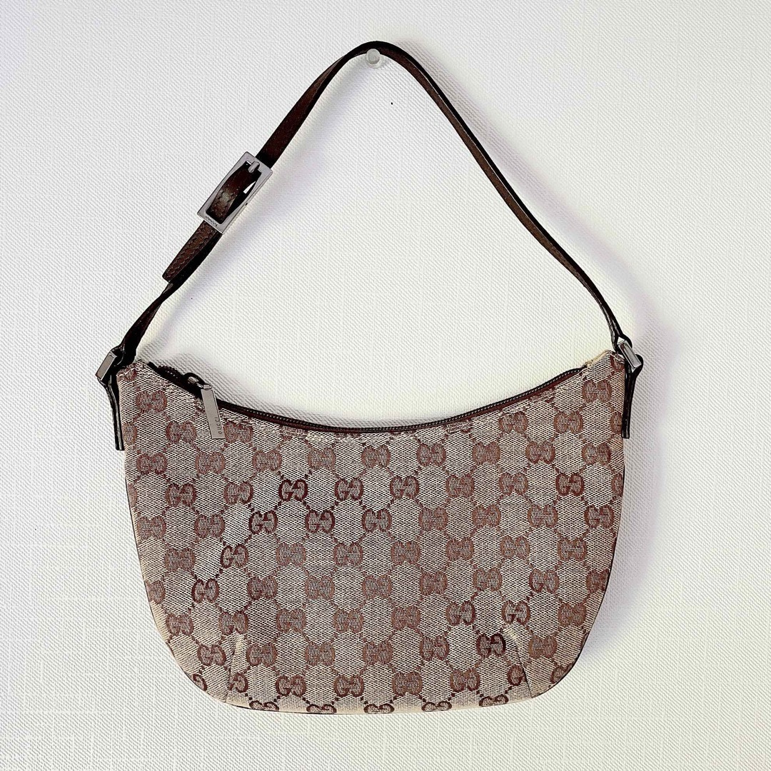 GUCCI - GUCCI GGキャンバス ワンショルダー バッグ GUCCI - GUCCI GGキャンバス ワンショルダー バッグ