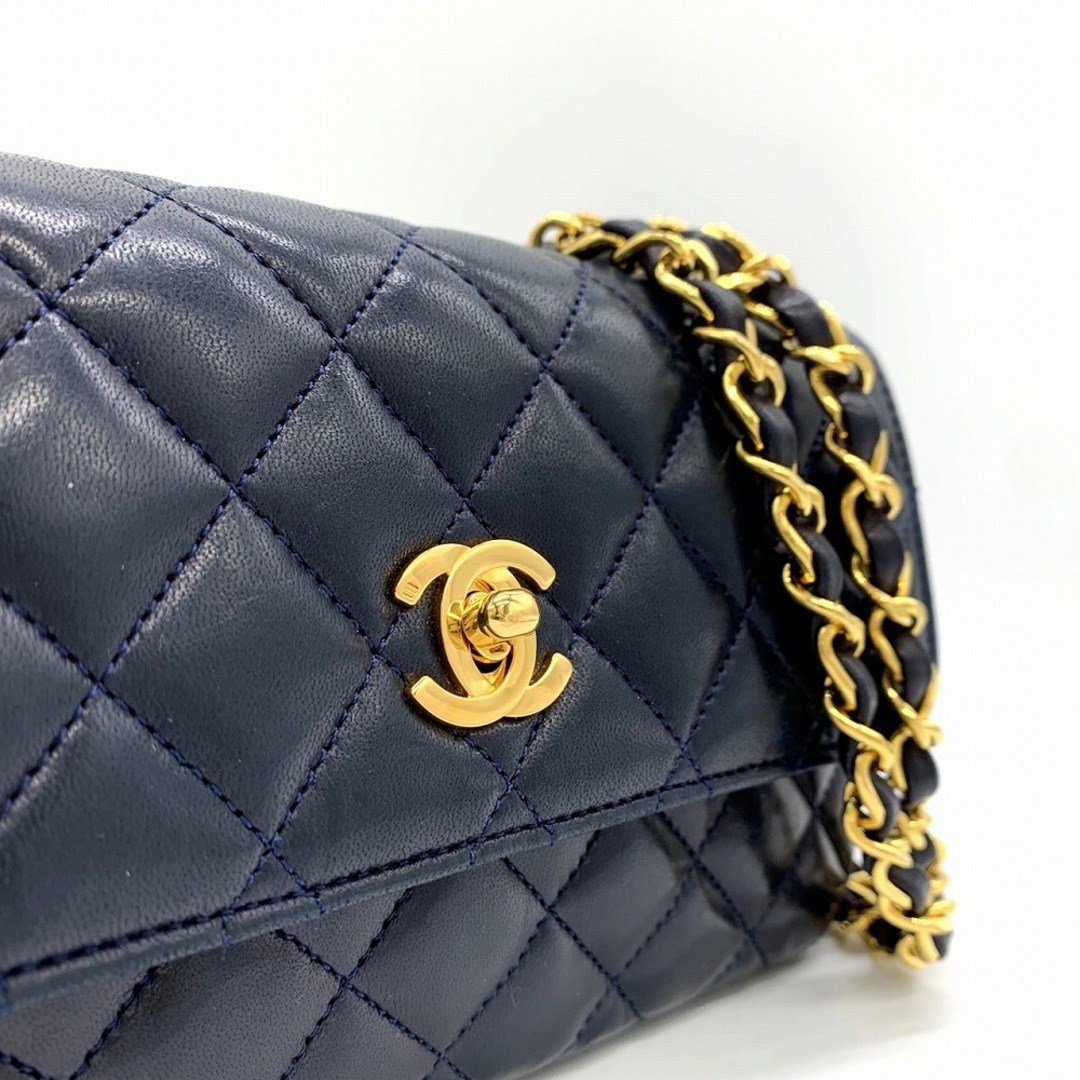 CHANEL - CHANEL シャネル マトラッセ ミニバッグ チェーン CHANEL - CHANEL シャネル マトラッセ ミニバッグ チェーン