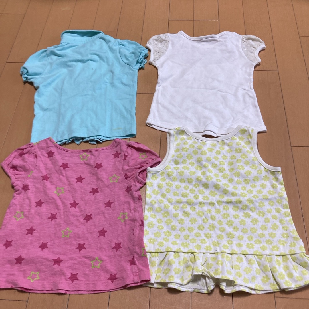 babyGAP(ベビーギャップ)の90センチ4枚セット キッズ/ベビー/マタニティのキッズ服女の子用(90cm~)(Tシャツ/カットソー)の商品写真