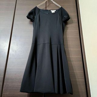 René(ひざ丈ワンピース)のフリマアイテム一覧 René(ひざ丈ワンピース)のフリマアイテム一覧