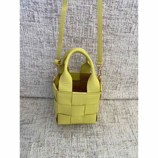 sheller シェリエ ノベルティ ドット ツイードバッグの通販|ラクマ sheller シェリエ ノベルティ ドット ツイードバッグの通販|ラクマ