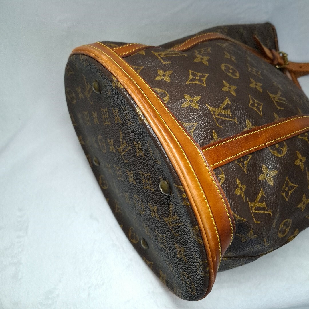 LOUIS VUITTON - LOUIS VUITTON バケットGM モノグラム トート LOUIS VUITTON - LOUIS VUITTON バケットGM モノグラム トート