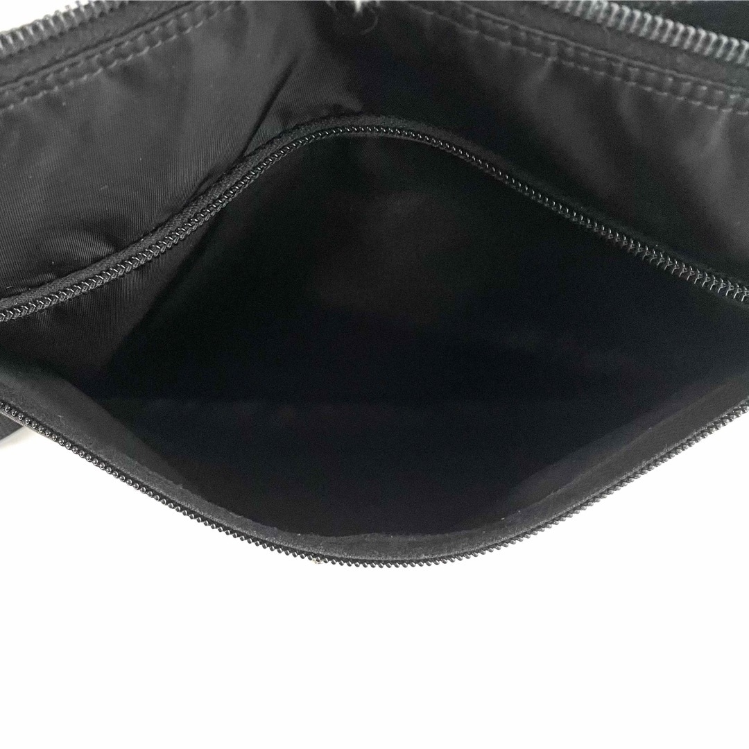 PRADA - 【極美品】プラダ ショルダーバッグ カメラバッグ PRADA - 【極美品】プラダ ショルダーバッグ カメラバッグ