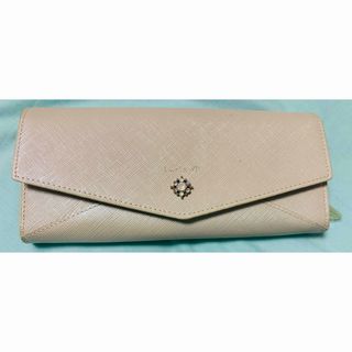 Luria 4℃(財布)のフリマアイテム一覧 Luria 4℃(財布)のフリマアイテム一覧