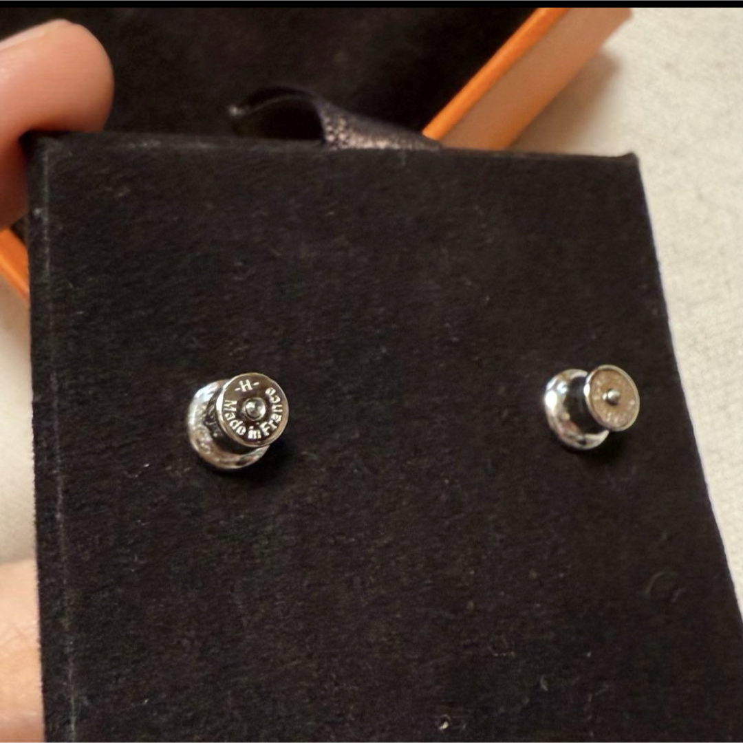 HERMES - エルメス ポップH ポップアッシュ ピアス ホワイト HERMES - エルメス ポップH ポップアッシュ ピアス ホワイト