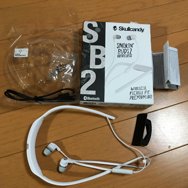 Skullcandy(スカルキャンディ)のSMOKIN BUDS2 WIRELESS スマホ/家電/カメラのオーディオ機器(ヘッドフォン/イヤフォン)の商品写真