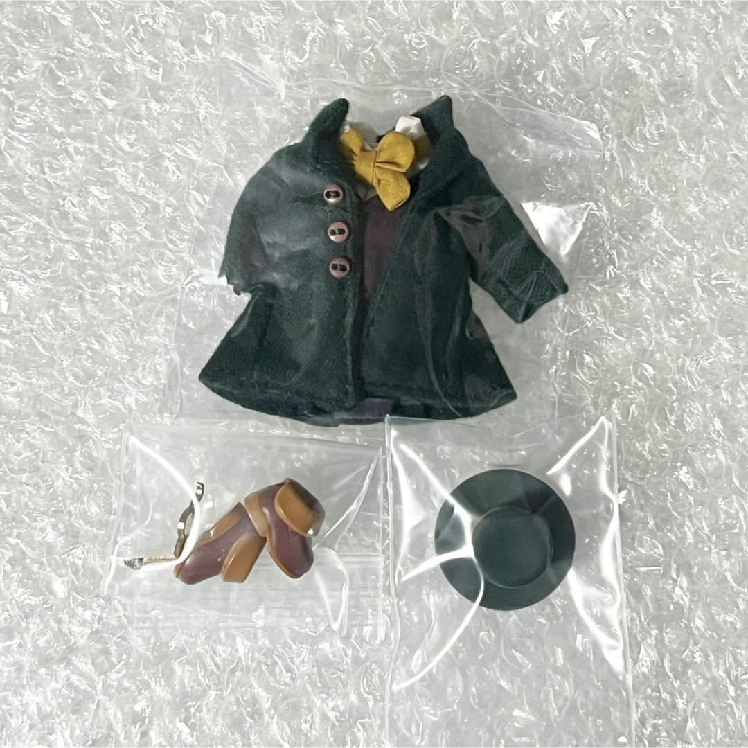 GOOD SMILE COMPANY(グッドスマイルカンパニー)のねんどろいどどーる マッドハッター おようふくセット一式 パーツ/服/靴 エンタメ/ホビーのフィギュア(その他)の商品写真