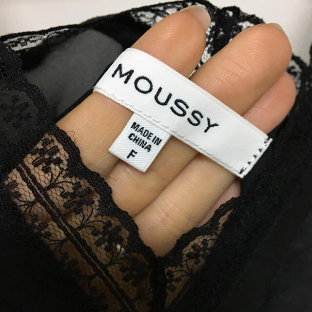 moussy(マウジー)のmousy 新品未使用 おしゃれ レーストップス レディースのトップス(カットソー(半袖/袖なし))の商品写真