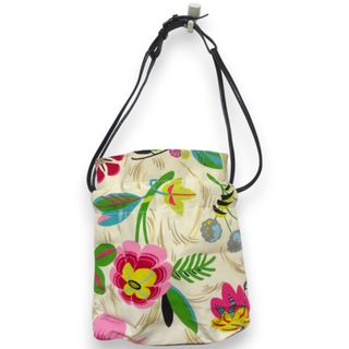 GUCCI(バッグ ・ ホワイト/白色系)のフリマアイテム一覧 GUCCI(バッグ ・ ホワイト/白色系)のフリマアイテム一覧