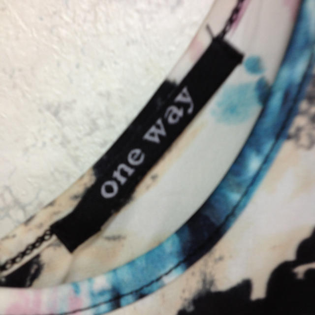 one*way(ワンウェイ)のone way 柄シフォンタンクトップス レディースのトップス(タンクトップ)の商品写真