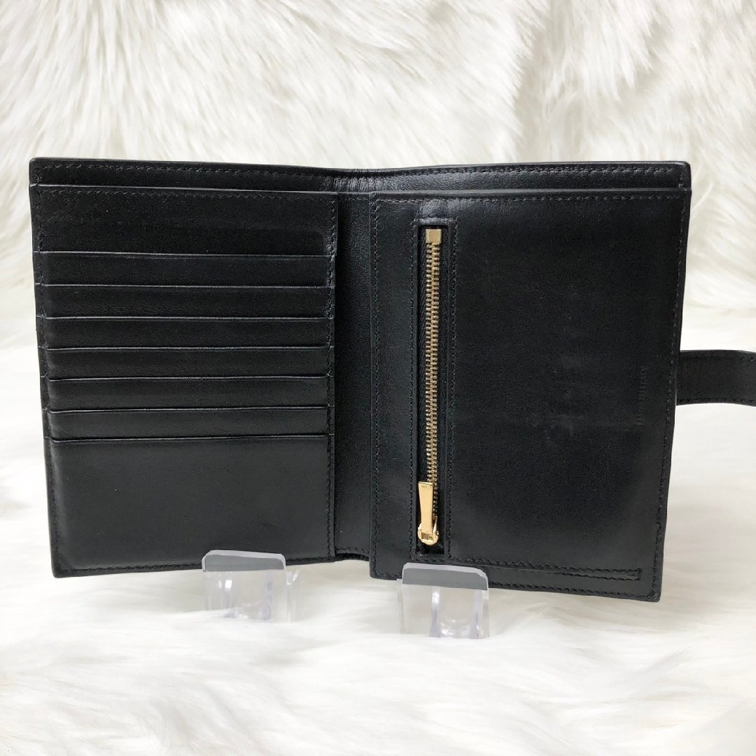 CELINE - 【美品】CELINE 二つ折り財布 ミディアム ストラップ CELINE - 【美品】CELINE 二つ折り財布 ミディアム ストラップ