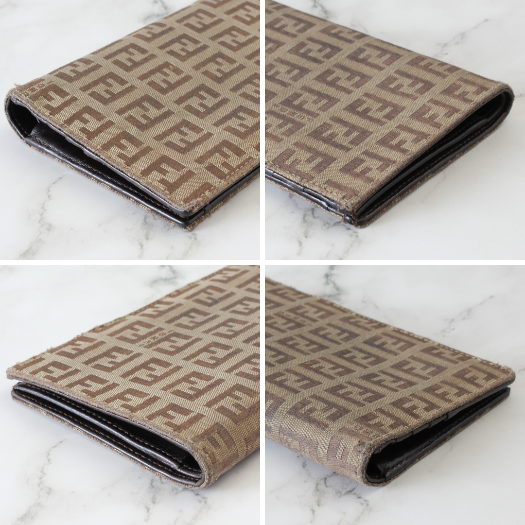FENDI - FENDI フェンディ ズッキーノ 2つ折り財布の通販 by FENDI - FENDI フェンディ ズッキーノ 2つ折り財布の通販 by