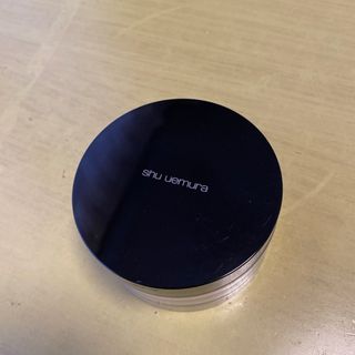 シュウウエムラ(shu uemura)のザ・ライトバルブグローイングフェイスパウダー　カラレス(フェイスパウダー)