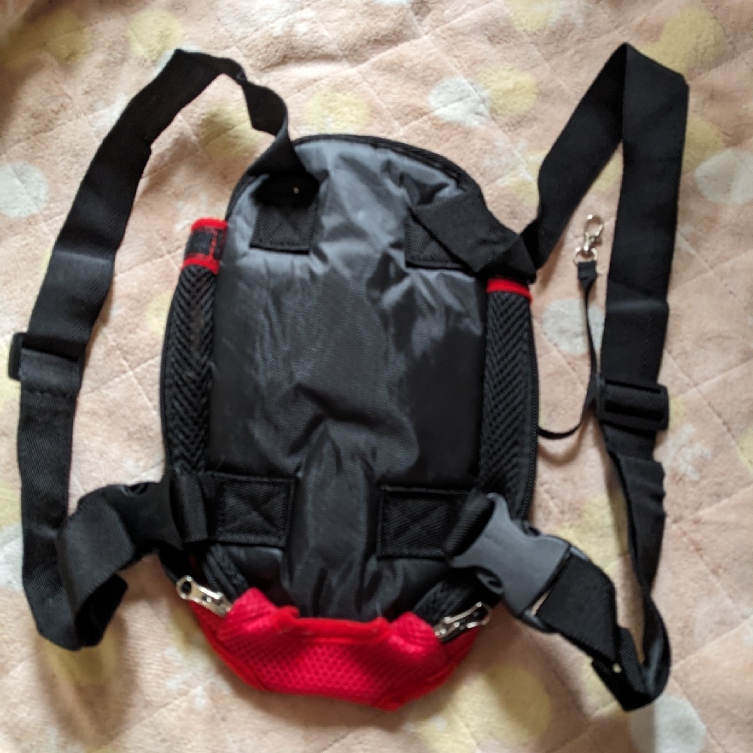 ペット用抱っこ紐 リュック　S　赤 その他のペット用品(犬)の商品写真