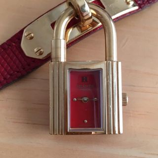 ベルトはキレイだと思います早い者勝ち！　HERMES ケリーウォッチ 赤 レッド エルメス