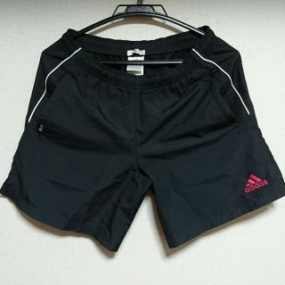 アディダス(adidas)のアディダスの黒のパンツ(ウォーキング)