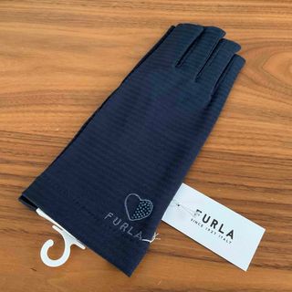 FURLA - FURLA フルラ UV手袋 指先なし ネイビー ハート柄 ブランド手袋 日本製