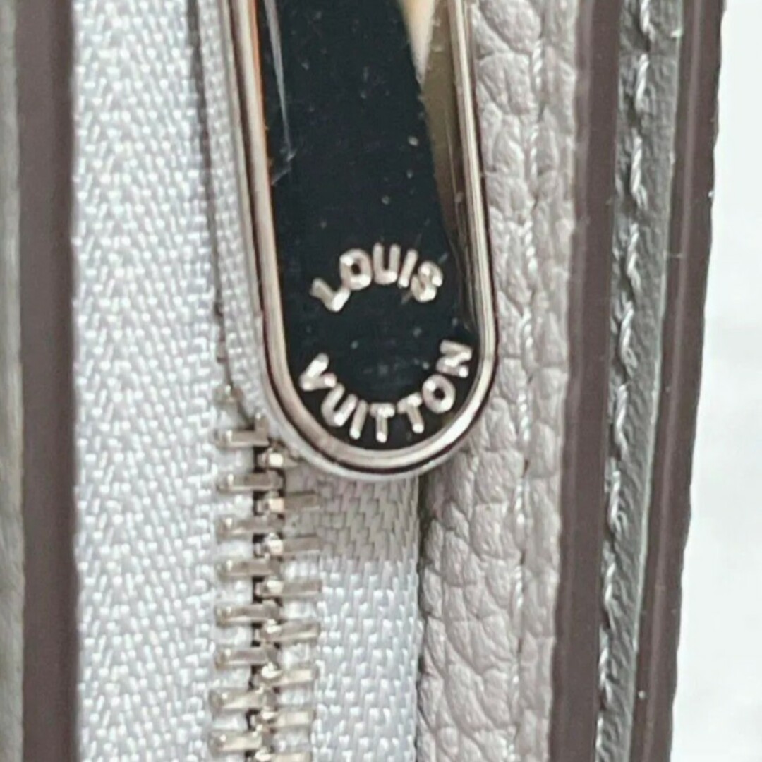 LOUIS VUITTON - 【LOUIS VUITTON 】マヒナ 二つ折り財布 ☆限定 LOUIS VUITTON - 【LOUIS VUITTON 】マヒナ 二つ折り財布 ☆限定