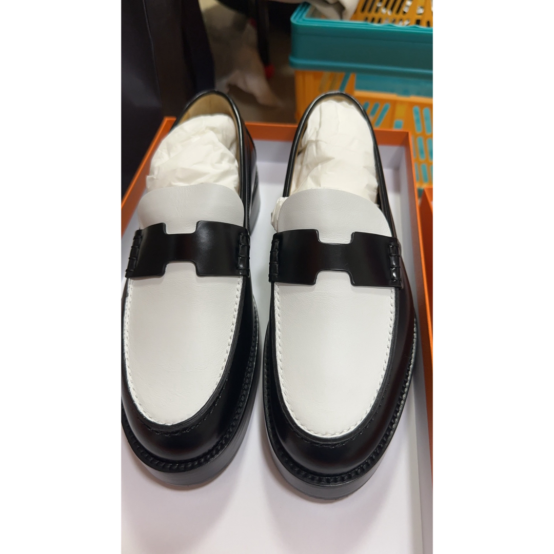 HERMES - 新品未使用 エルメス アワー ローファー モカシン HERMES - 新品未使用 エルメス アワー ローファー モカシン