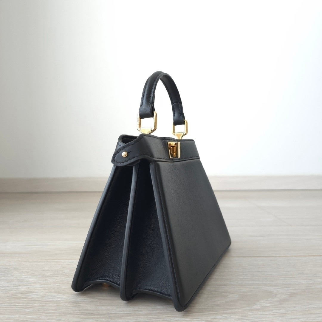 FENDI - 極美品【フェンディ】ピーカブー アイシーユー プチ