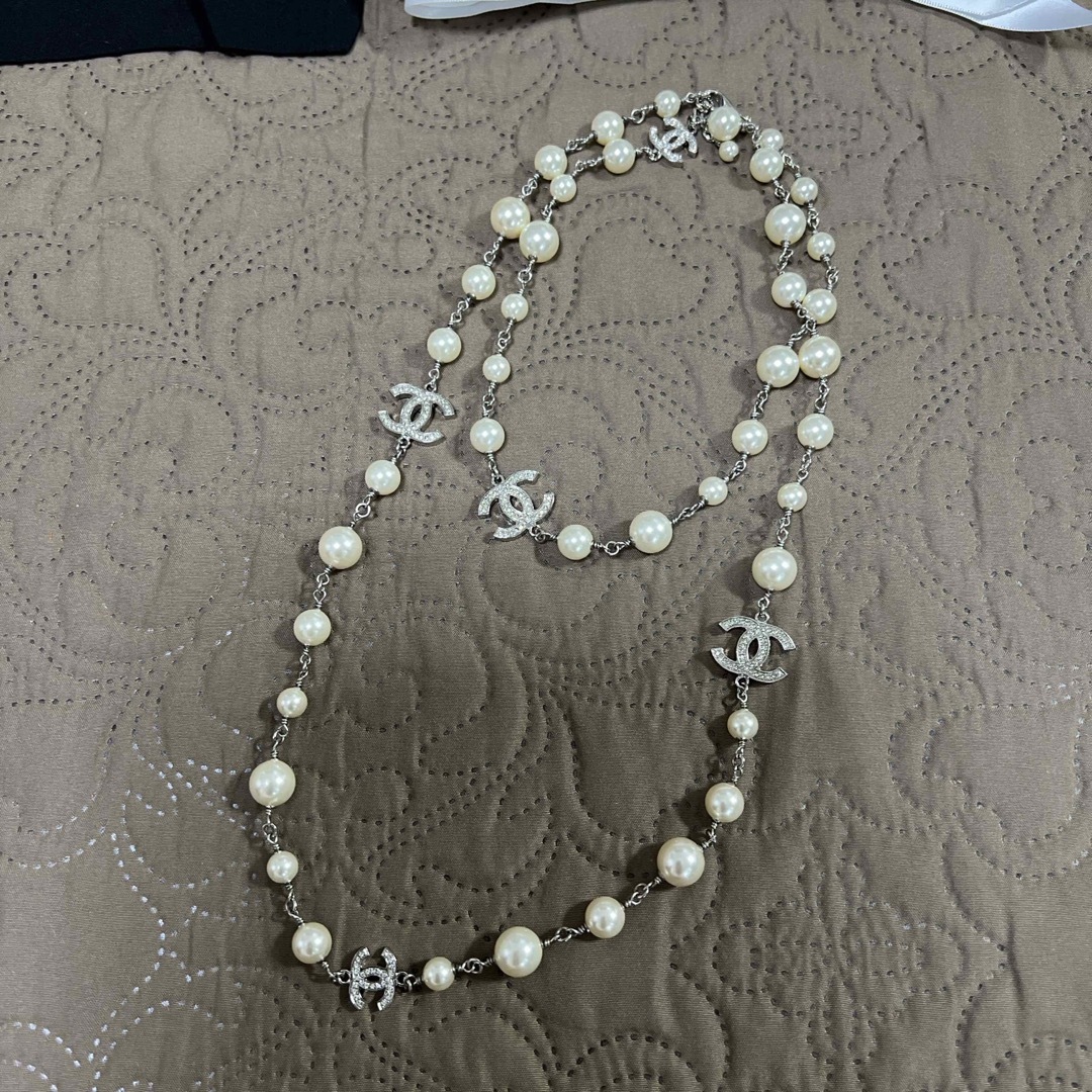 CHANEL - 正規品 美品 CHANEL シャネル ロングパールネックレス CHANEL - 正規品 美品 CHANEL シャネル ロングパールネックレス