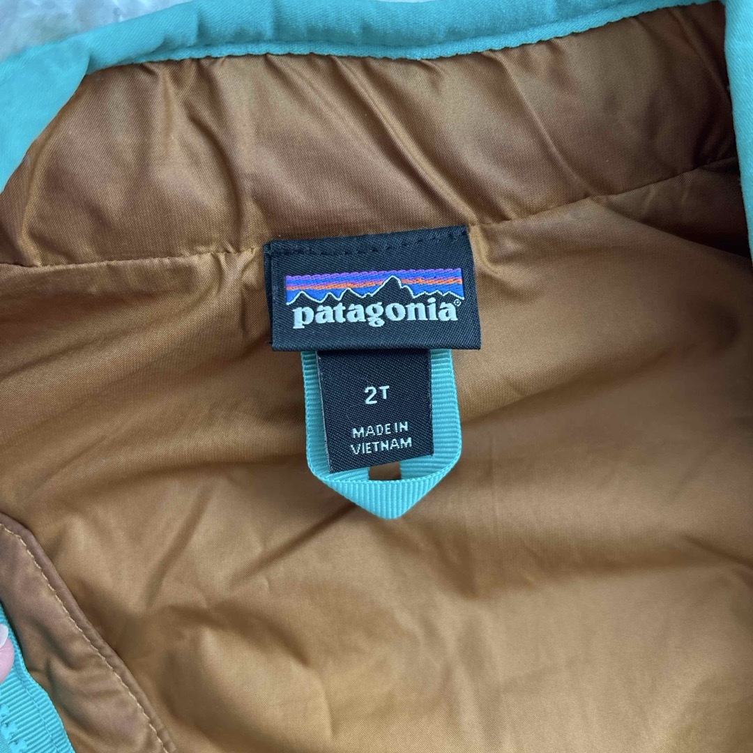 patagonia(パタゴニア)のpatagonia レトロXベスト　2T キッズ/ベビー/マタニティのキッズ服男の子用(90cm~)(ジャケット/上着)の商品写真