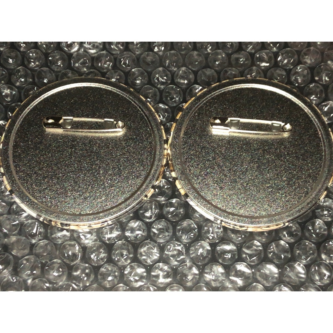 カリスマ　伊藤ふみや　ワールドエキスポ　缶バッジ　ワールドver　エキスポ カリスマ 伊藤ふみや 缶バッジ 1stブレイク - メルカリ