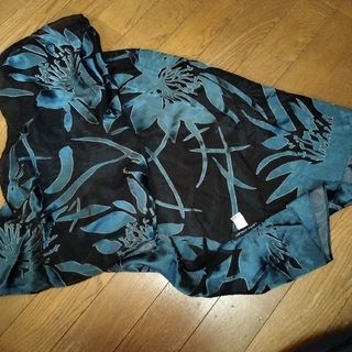 ローラアシュレイ(LAURA ASHLEY)のローラアシュレイ 花柄 シルク混 スカーフ 約160×50(バンダナ/スカーフ)